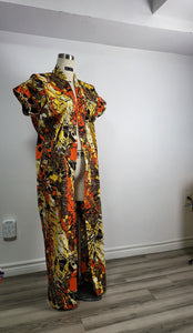 Elegant kimono Bubu. Ready to use, it can be customized to your desired fabric choice.